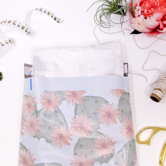 25 10X13 Flower Cactus Poly Mailers CLEARANCE - Picture 5 of 7